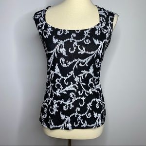 WHBM NWT black & whit knit top size small